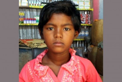 তানজিলা ফিরতে চায় বাবা-মায়ের কাছে