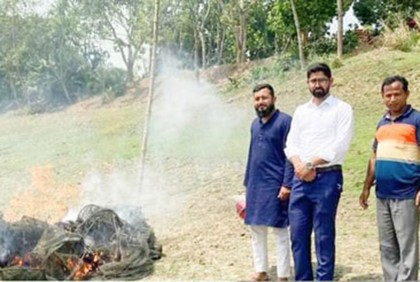 নলডাঙ্গায় নিষিদ্ধ জাল জব্দ, পুড়িয়ে ধ্বংস  