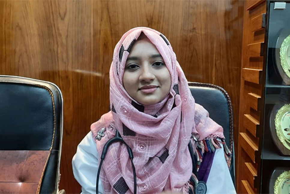 মেডিকেল ভর্তি পরীক্ষায় প্রথম সুমাইয়া মীম