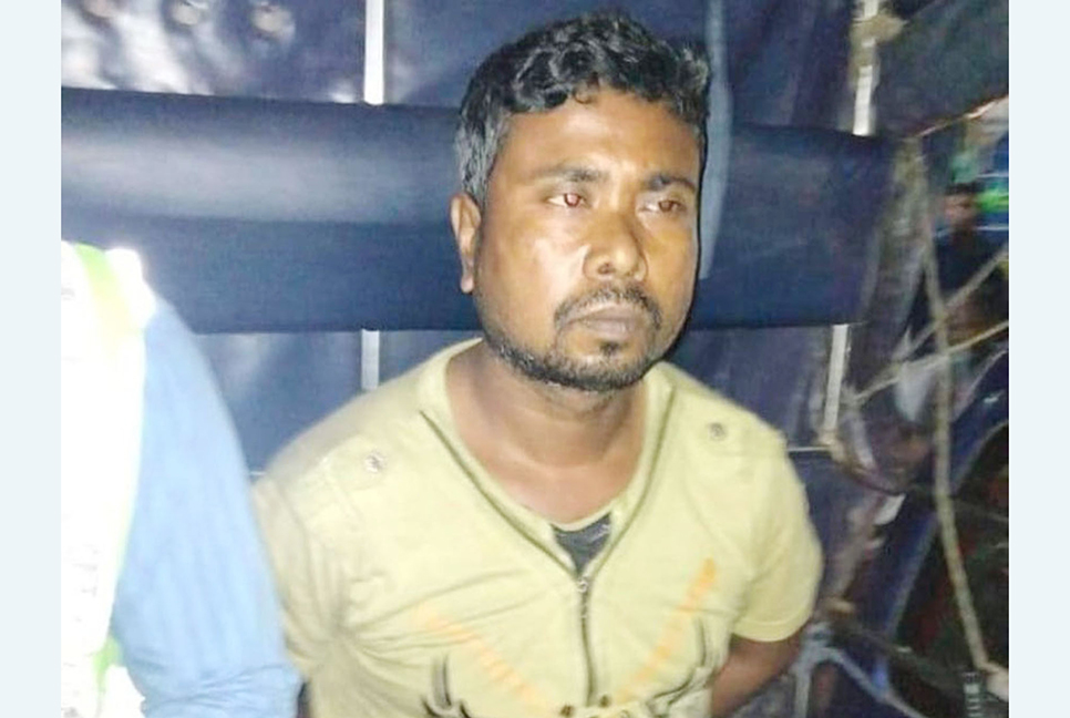 বাবাকে হত্যার অভিযোগে যুবক গ্রেফতার