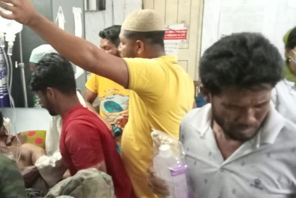 চিংড়ি ঘের দখল নিয়ে প্রতিপক্ষের হামলায় যুবলীগ নেতা নিহত, আহত ৬