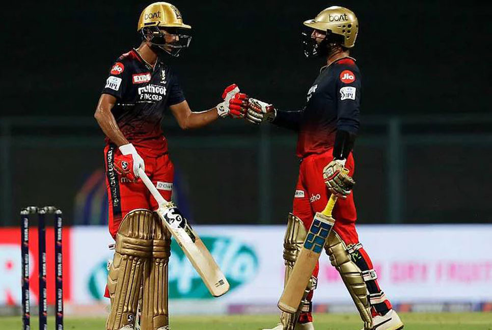 কার্তিক-শাহাবাজ জুটিতে রাজস্থানকে হারাল ব্যাঙ্গালুর