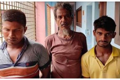 
গাংনীর সীমান্তে ফেনসিডিলসহ আটক ৩