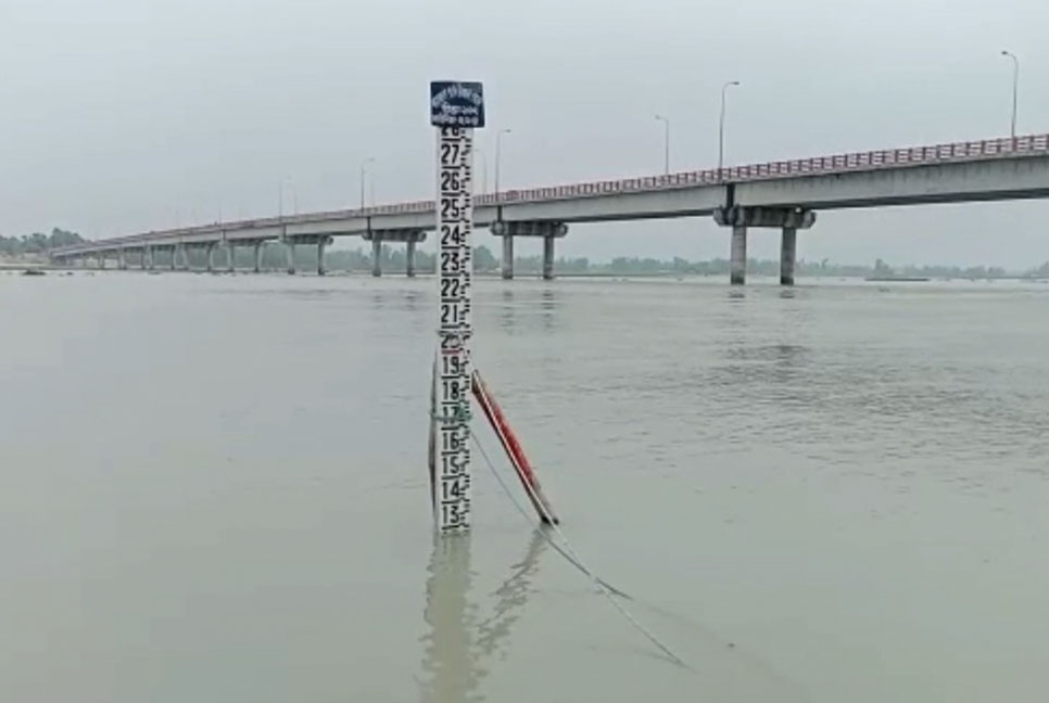 অসময়ে তিস্তা, ধরলা ও ব্রহ্মপুত্রের পানি বৃদ্ধি
