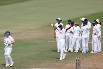 শুক্রবার মুখরক্ষার লড়াইয়ে নামছে মুমিনুল বাহিনী