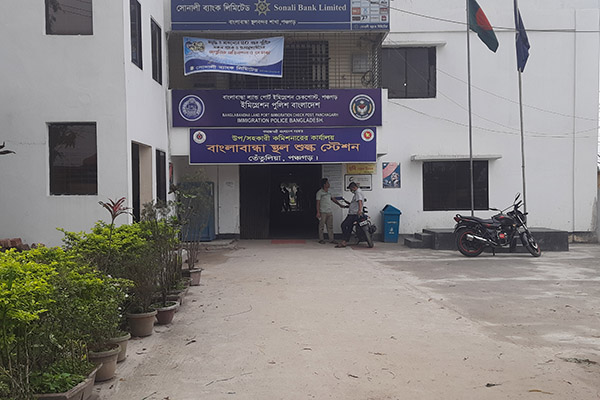 বাংলাবান্ধা স্থলবন্দর দিয়ে ভ্রমণ ভিসায় ভারতে যাতায়াত চালু