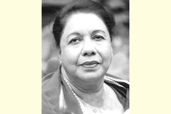 স্মৃতিতে ভাস্বর জাতীয় অধ্যাপক ড. সুফিয়া আহমেদ