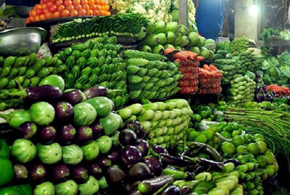 বেগুনে আগুন, মাংসের বাজারও চড়া