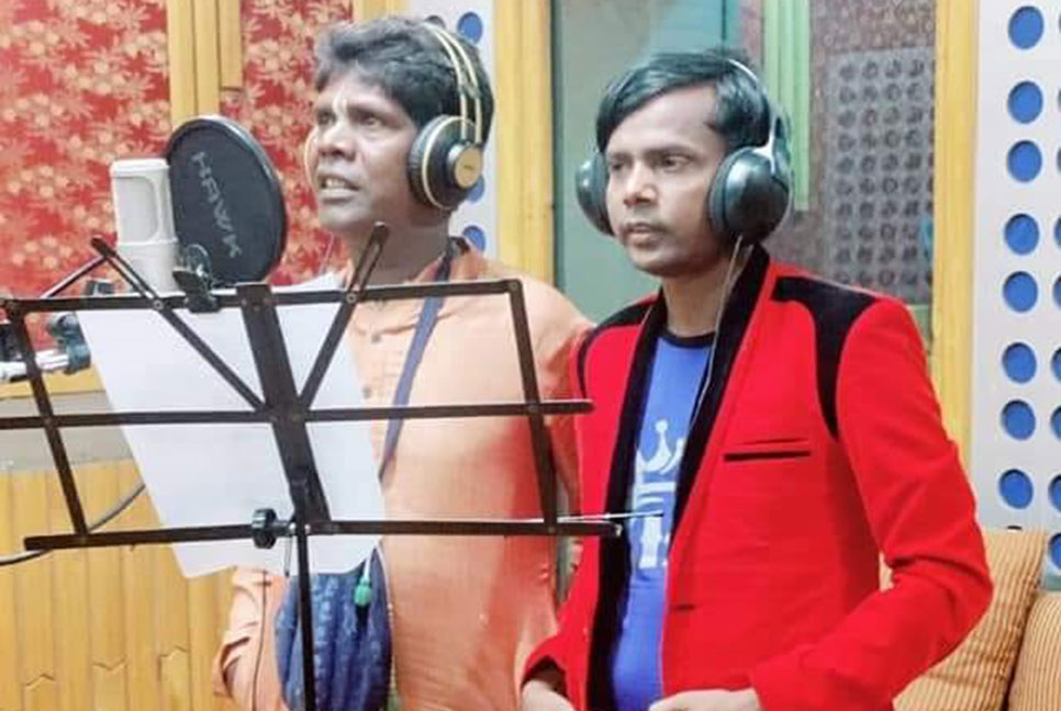একসঙ্গে হিরো আলম ও ‘কাঁচা বাদাম’ খ্যাত ভুবন বাধ্যকর