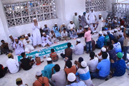 পথ শিশুদের সাথে ইসলামী আন্দোলন ঢাকা দক্ষিণের ইফতার