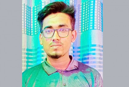 রাস্তায় গাছের চারা বিক্রি করা তাজগীর সুযোগ পেলেন মেডিকেলে 