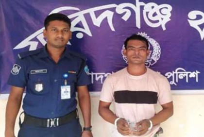 চাঁদপুরে ১৪ মামলার আসামি ইয়াবাসহ আটক