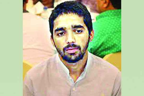 আবারও ব্যাট হাতে ব্যর্থ