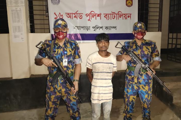 রোহিঙ্গা ক্যাম্পে স্ত্রীকে হত্যা, স্বামী আটক