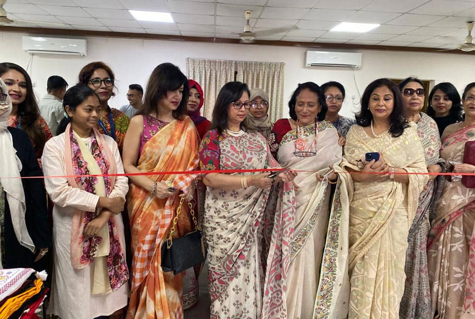 গুলশানে চলছে তিন দিনব্যাপী বৈশাখী মেলা