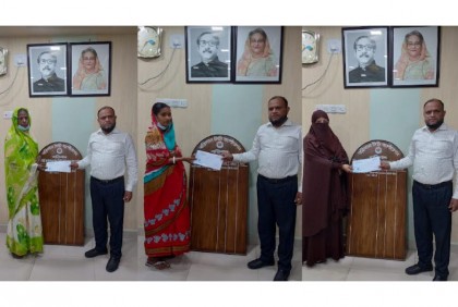 বিসিসির প্রয়াত ৮ সদস্যের পরিবারকে
আর্থিক অনুদান প্রদান