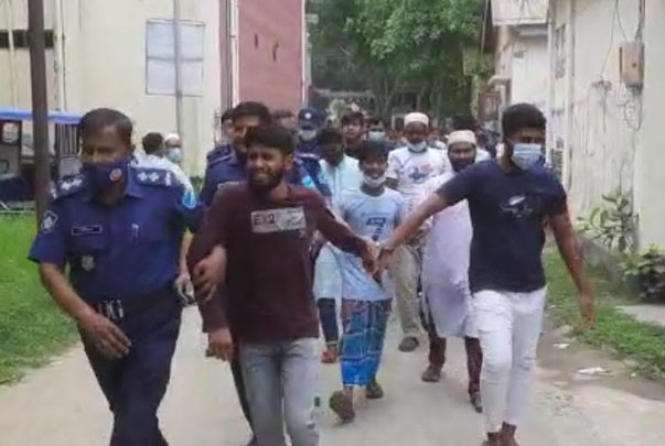 
শরীয়তপুরে শিশু শাকিল হত্যায় ২ জনের ফাঁসি