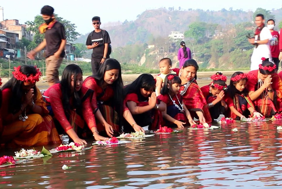 বান্দরবানে কাল থেকে ঐতিহ্যবাহী ‘সাংগ্রাই উৎসব’