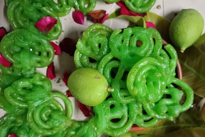 কাঁচা আমের জিলাপি