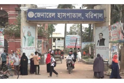 বরিশালে গড়ে প্রতিদিন ডায়রিয়ায়
আক্রান্ত হচ্ছে ৪শ মানুষ