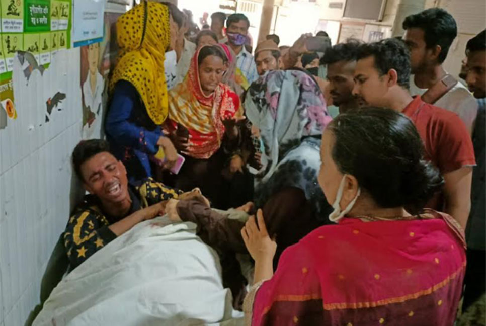 চাঁদাবাজির প্রতিবাদ করায় কাউন্সিলর পুত্রকে ডেকে নিয়ে হত্যা