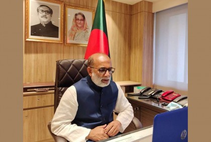 'কৃষির উৎপাদন এমন পর্যায়ে নিতে হবে যাতে বিদেশ নির্ভর হতে না হয়'

