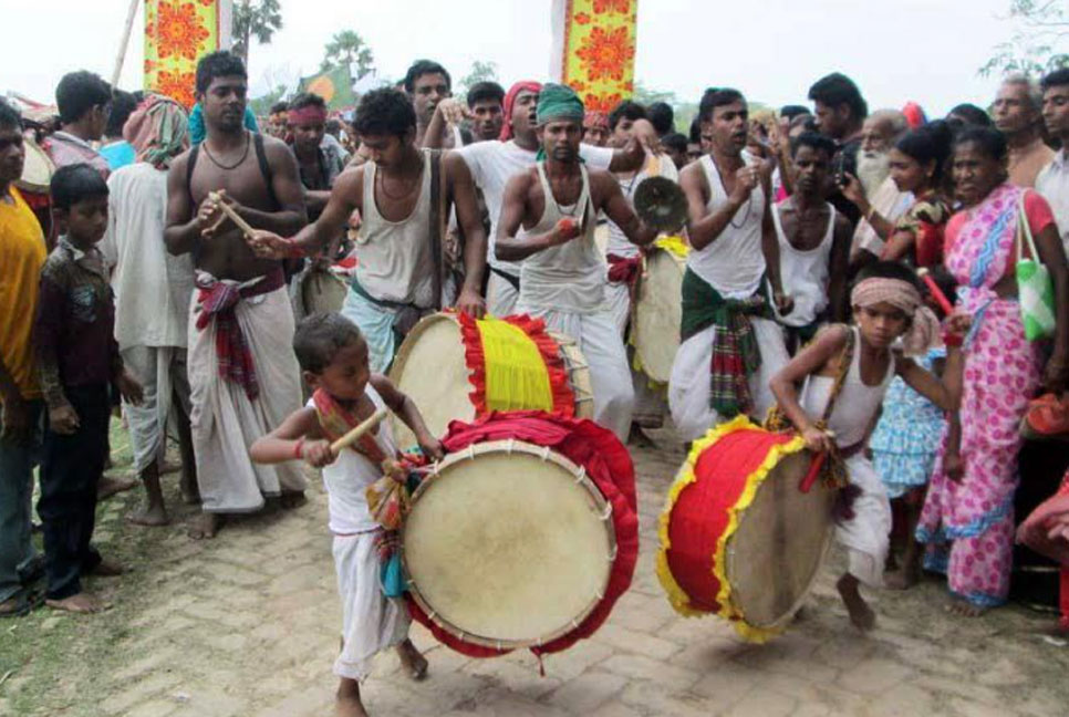 মোরেলগঞ্জে বারুণী মেলা শুরু