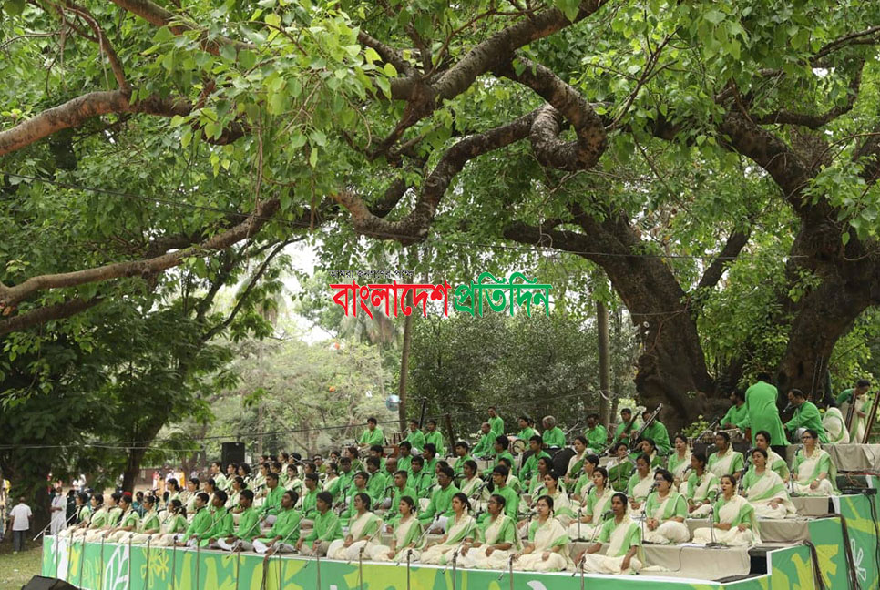 রমনায় বর্ষবরণের অনুষ্ঠান শুরু