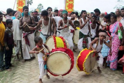 মোরেলগঞ্জে বারুণী মেলা শুরু