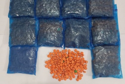 রাজধানীতে ইয়াবাসহ পাঁচজন গ্রেফতার

