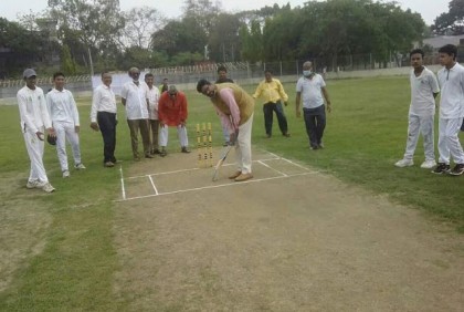 
কুড়িগ্রামে স্কুল ক্রিকেট প্রতিযোগিতার উদ্বোধন
