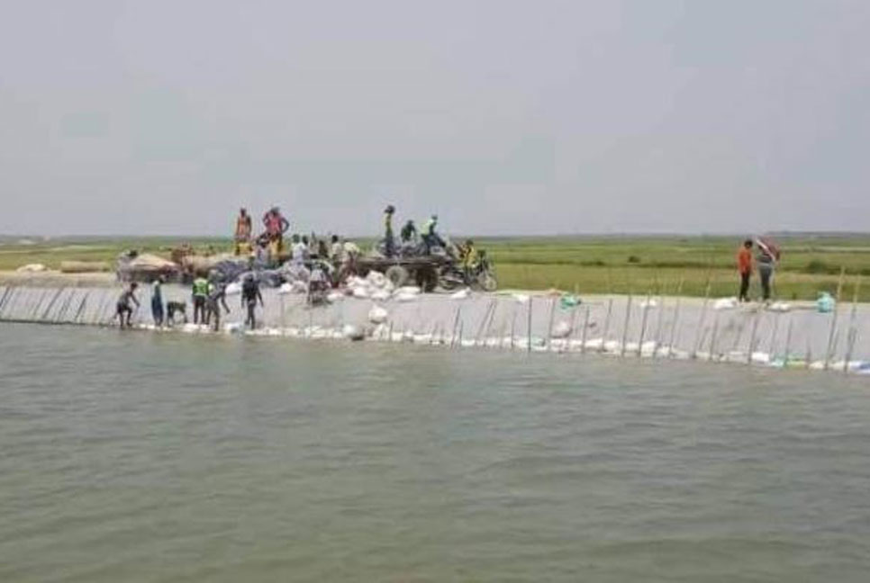বিপদসীমার উপর দিয়ে প্রবাহিত হচ্ছে ধনু নদের পানি 
