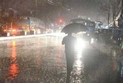 ঢাকাসহ ৬ বিভাগে ঝড়-বৃষ্টির সম্ভাবনা

