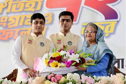 ছাত্রলীগের শীর্ষ দুই নেতাকে যে নির্দেশনা দিলেন শেখ হাসিনা