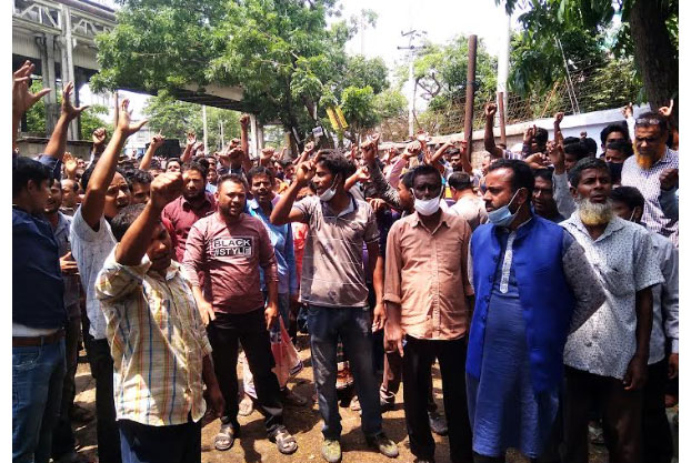 
বড়পুকুরিয়া কয়লা খনি শ্রমিকদের কর্মস্থলে যোগদান ও
বকেয়া বেতন দাবিতে বিক্ষোভ