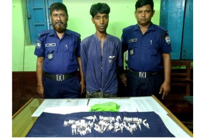 বগুড়ায় মাদক ব্যবসায়ী গ্রেফতার