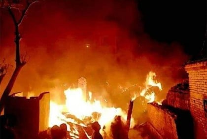 পাকিস্তানে আগুনে পুড়ে ৮ শিশুসহ নয়জনের মৃত্যু, স্থানীয়দের বিক্ষোভ