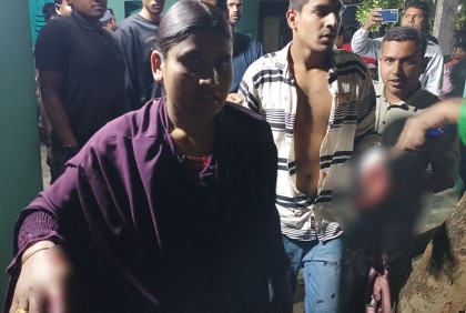 ধামরাইয়ে আওয়ামী লীগের ইফতার পার্টিতে সংঘর্ষ, আহত ২৬