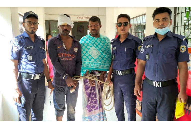 আগৈলঝাড়ায় ব্যবসায়ীর ১০ লাখ টাকা ছিনতাই, 
আটক ২