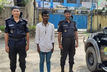 ২৩ লাখ টাকার ইয়াবাসহ মাদক ব্যবসায়ী গ্রেফতার