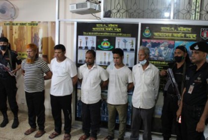 কক্সবাজারে হত্যা মামলায় সাত আসামি ৫ দিনের রিমান্ডে