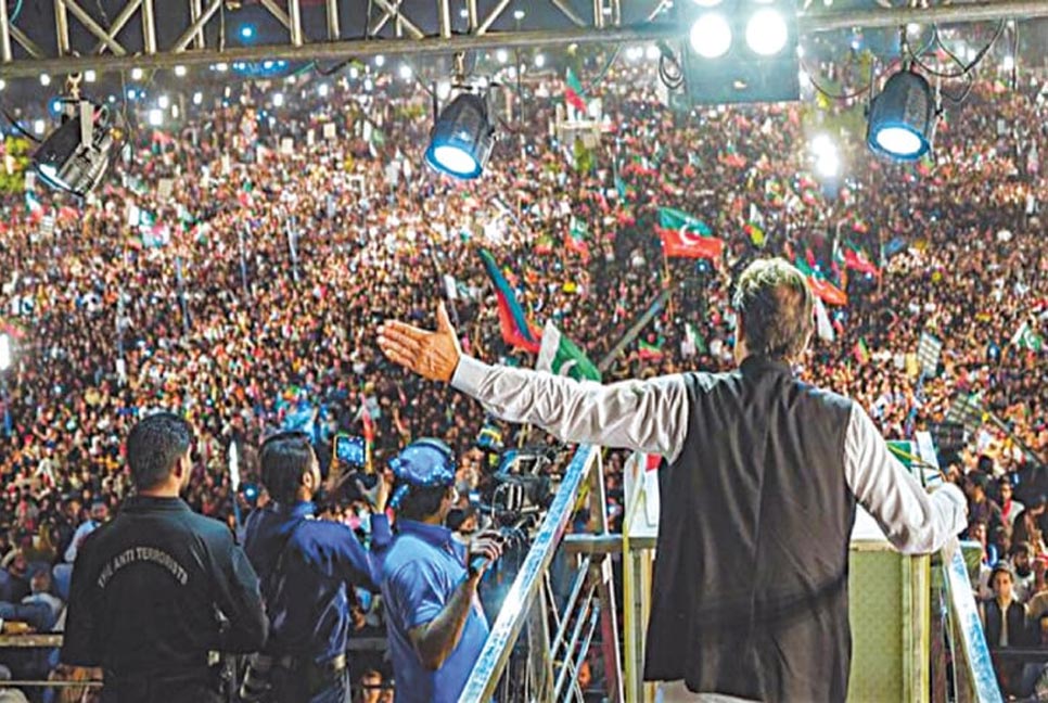 চীন-রাশিয়ার সঙ্গে ঘনিষ্ঠতা মেনে নিতে পারেনি যুক্তরাষ্ট্র : ইমরান