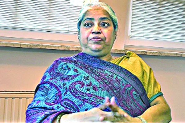 রাষ্ট্রদূত পরিচয় ছাপিয়ে পোল্যান্ডের বড় আপা যিনি
