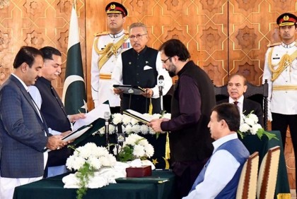তবে কী শাহবাজ-সাক্ষাতেই কমেছে পাক-প্রেসিডেন্টের অস্বস্তি?