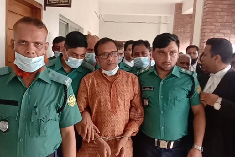 নিউমার্কেটে সংঘর্ষ: ৩ দিনের রিমান্ডে বিএনপি নেতা মকবুল
