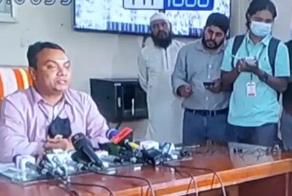 কমলাপুর স্টেশন ম্যানেজারের মোবাইল-মানিব্যাগ চুরি

