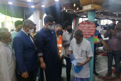 লঞ্চে অতিরিক্ত যাত্রী নেওয়া যাবে না : নৌপ্রতিমন্ত্রী

