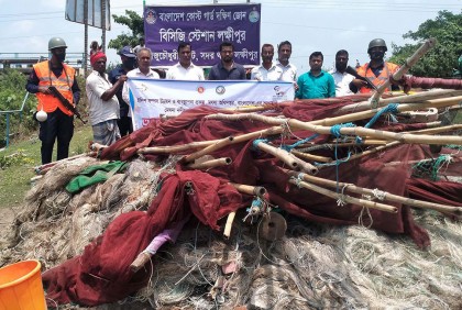 লক্ষ্মীপুরে নিষেধাজ্ঞা অমান্য করে মাছ ধরায় ৫ জেলেকে অর্থদণ্ড