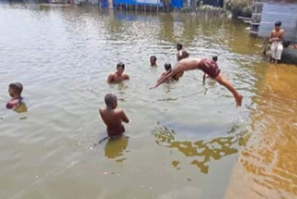 তীব্র দাবদাহে পুড়ছে বাগেরহাটের জনজীবন