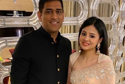 ‘করদাতা হিসেবে জানতে চাই, বিদ্যুৎ সঙ্কট কেন?’ টুইটারে ক্ষোভ ধোনির স্ত্রী